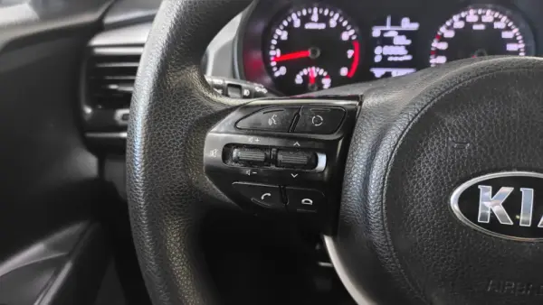 Kia Rio 1.2 CVVT Urban 36