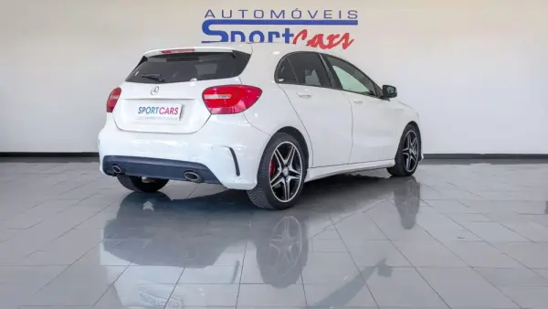 Mercedes-Benz A 200 CDi BE AMG Sport 2