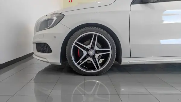 Mercedes-Benz A 200 CDi BE AMG Sport 41