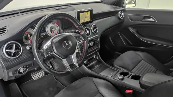 Mercedes-Benz A 200 CDi BE AMG Line Aut. 5