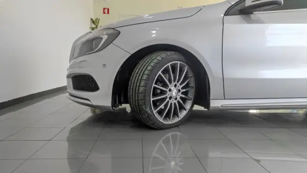 Mercedes-Benz A 200 CDi BE AMG Line Aut. 10