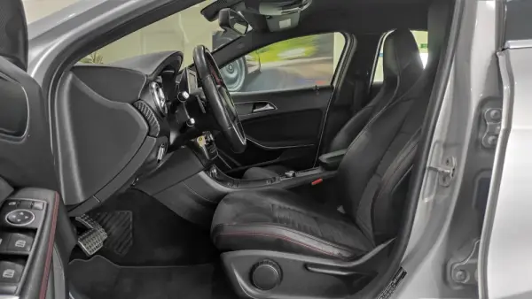 Mercedes-Benz A 200 CDi BE AMG Line Aut. 16