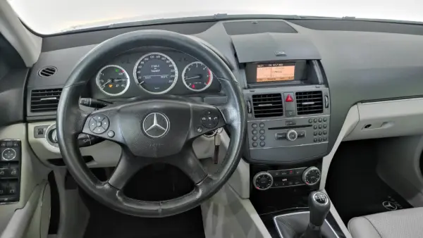 Mercedes-Benz C 220 CDi Avantgarde BE Start/Stop 9