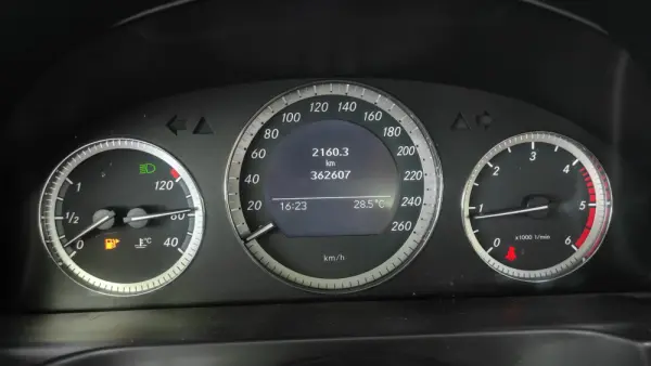 Mercedes-Benz C 220 CDi Avantgarde BE Start/Stop 32