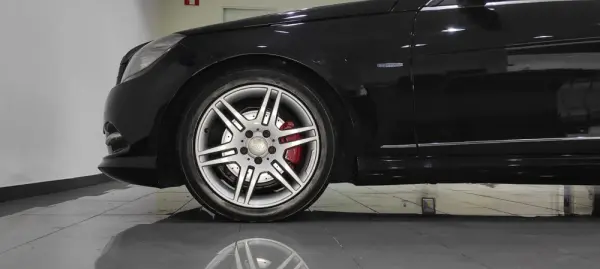 Mercedes-Benz C 220 CDi Avantgarde BlueEfficiency 9