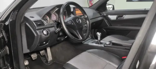 Mercedes-Benz C 220 CDi Avantgarde BlueEfficiency 16