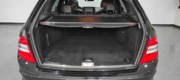 Mercedes-Benz C 220 CDi Avantgarde BlueEfficiency 19