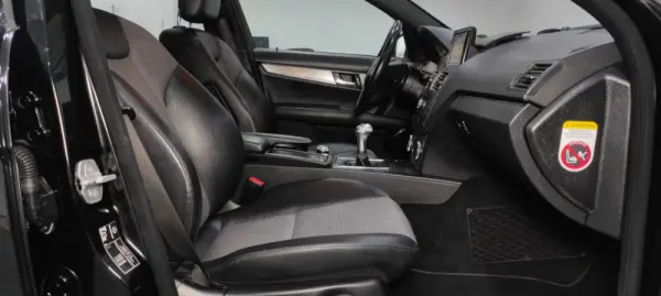 Mercedes-Benz C 220 CDi Avantgarde BlueEfficiency 25