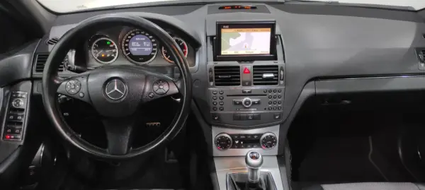 Mercedes-Benz C 220 CDi Avantgarde BlueEfficiency 26