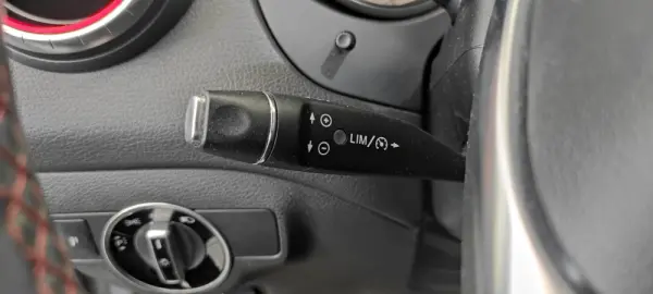 Mercedes-Benz CLA 180 CDi AMG Line 37