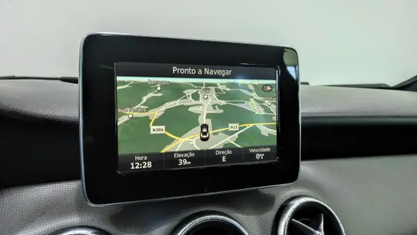 Mercedes-Benz CLA 200 d Shooting Brake AMG Line 29