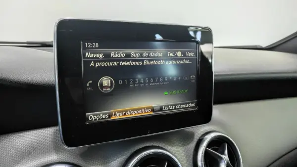 Mercedes-Benz CLA 200 d Shooting Brake AMG Line 31