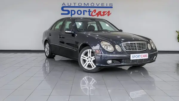 Mercedes-Benz E 220 CDi Avantgarde Aut. 13