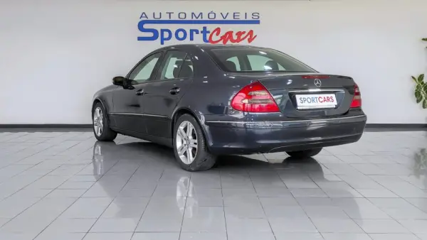 Mercedes-Benz E 220 CDi Avantgarde Aut. 14