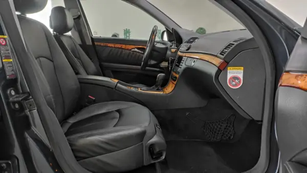 Mercedes-Benz E 220 CDi Avantgarde Aut. 22