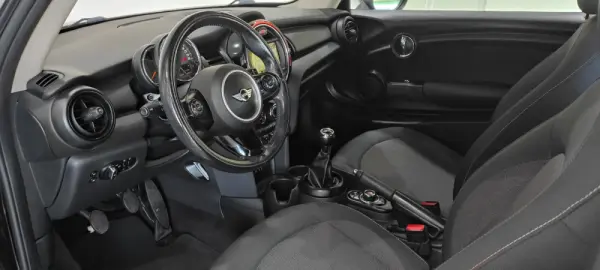 MINI 3 Portas One D 16