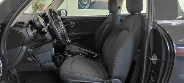 MINI 3 Portas One D 17