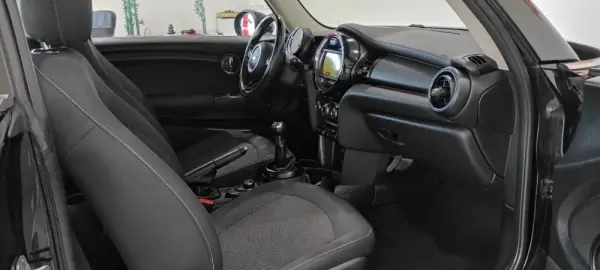 MINI 3 Portas One D 21