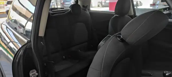 MINI 3 Portas One D 23