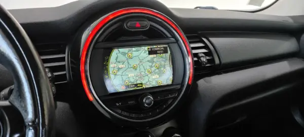 MINI 3 Portas One D 33