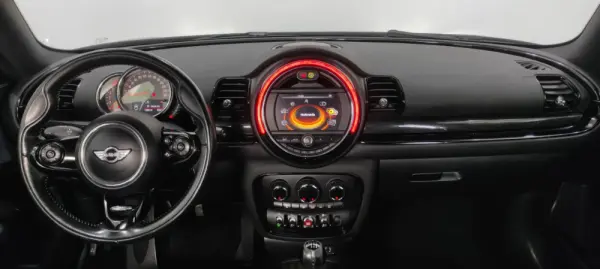 MINI Clubman Cooper D 8