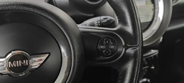 MINI Countryman One D 37