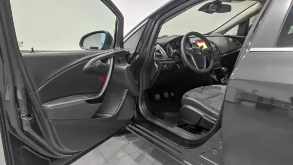 Opel Astra Sports Tourer 1.6 CDTi Executive S/S 15