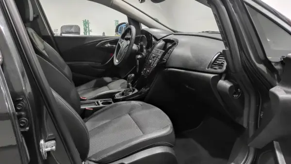 Opel Astra Sports Tourer 1.6 CDTi Executive S/S 23