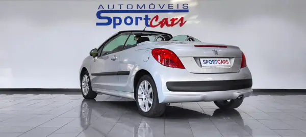 Peugeot 207 CC 1.6 16V 4