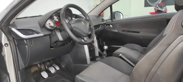 Peugeot 207 CC 1.6 16V 16