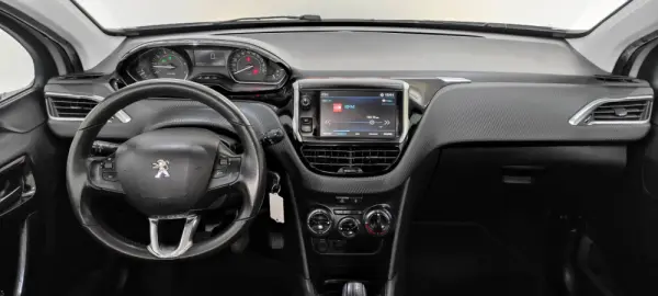 Peugeot 208 1.2 PureTech Style 24