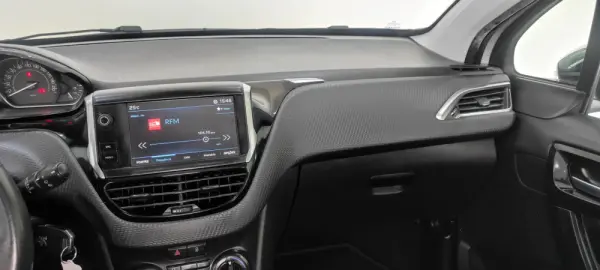 Peugeot 208 1.2 PureTech Style 26