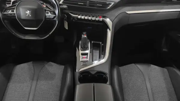 Peugeot 3008 1.2 PureTech Allure EAT8 37