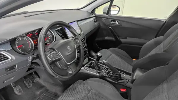 Peugeot 508 1.6 HDi Active 5