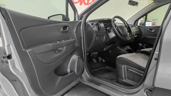 Renault Captur 1.5 dCi Sport 15