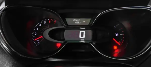 Renault Captur 0.9 TCE Sport 37