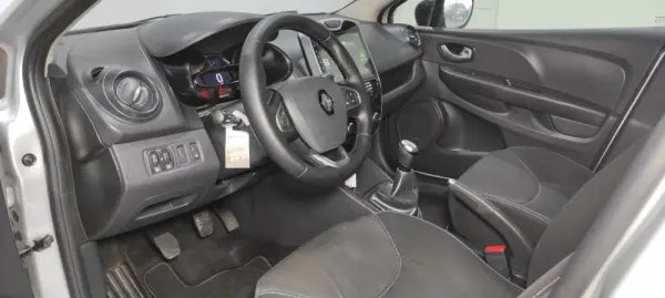 Renault Clio 1.5 dCi Dynamique S 5