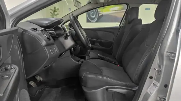 Renault Clio Sport Tourer 1.5 dCi Dynamique S 16