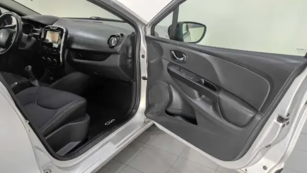 Renault Clio Sport Tourer 1.5 dCi Dynamique S 22