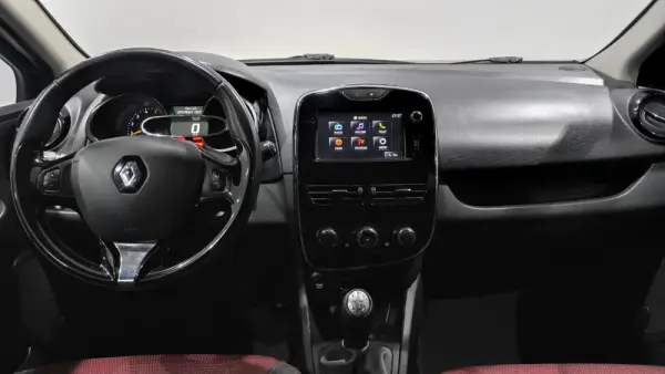 Renault Clio Sport Tourer 1.5 dCi Dynamique S 8