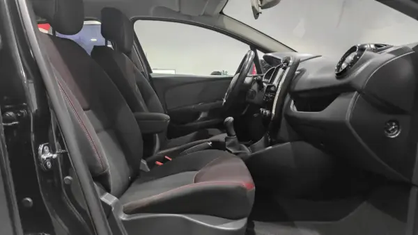 Renault Clio Sport Tourer 1.5 dCi Dynamique S 22