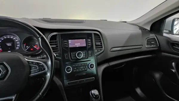 Renault Mégane 1.5 Blue dCi Zen 26