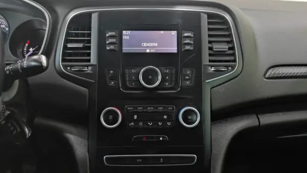 Renault Mégane 1.5 Blue dCi Zen 27