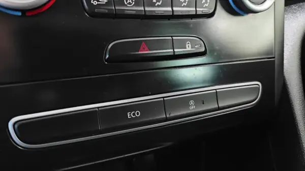 Renault Mégane 1.5 Blue dCi Zen 33