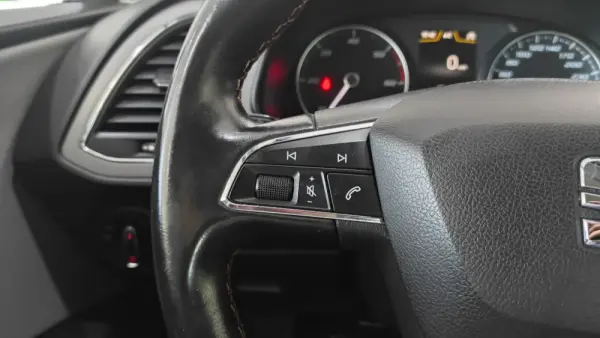 SEAT Leon X-Perience 1.6 TDi 37