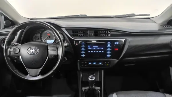 Toyota Auris 1.4 D-4D ACtive 8