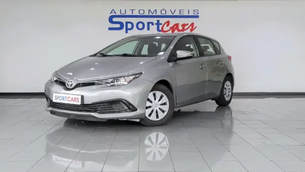 Toyota Auris 1.4 D-4D ACtive 11