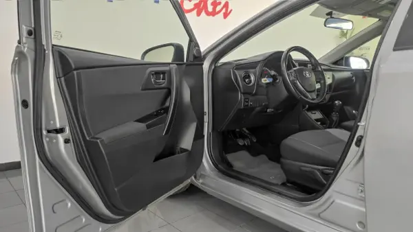 Toyota Auris 1.4 D-4D ACtive 15