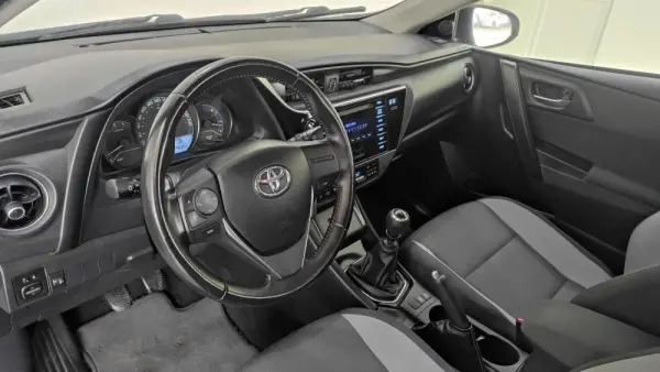 Toyota Auris 1.4 D-4D ACtive 17