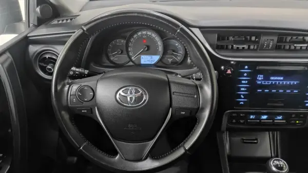 Toyota Auris 1.4 D-4D ACtive 25